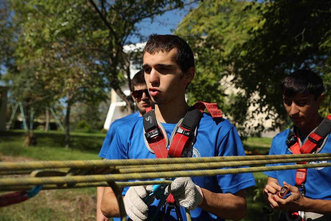 Студенты ЧПОУ "ГО и ЧС" на Молодёжном образовательном форуме «Каспий»
